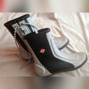 Sperry SeaHiker Lace-Up Waterproof